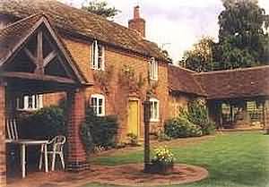 Elcocks is a self-catering 17th century detached cottage
