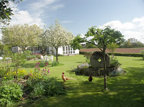 Lavender Cottage is a delightful 17th Century Cottage tucked away in a tranquil location one mile from Ross-on-Wye.